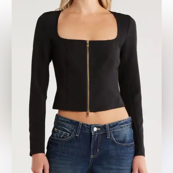 L’Agence Ainslee Scoop Neck Top - Picture 1 of 12
